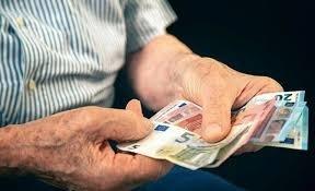 ΥΠΕΡΟΧΑ ΝΕΑ ΓΙΑ ΤΟΥΣ ΣΥΝΤΑΞΙΟΥΧΟΥΣ: Μόλις ανακοινώθηκε δώρο 800 Eυρώ