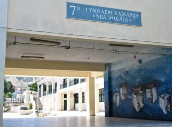 “Ο πατέρας της ήταν…” ΣΟΚ μόλις μαθεύτηκε από την μητέρα της 13χρονης που έπεσε από το μπαλκόνι