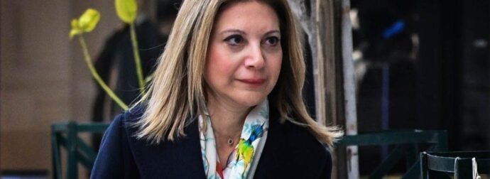 Μαρία Καρυστιανού: «Ξεκινάμε» με άρωμα ΠΑΣΟΚ – Τα ονόματα προς τις εκλογές