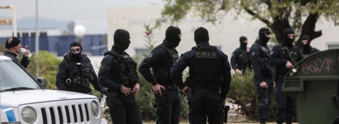 Επεισόδιο στην Πανεπιστημιούπολη – Άγριος καβγάς 20 ατόμων με αναφορές για πυροβολισμούς