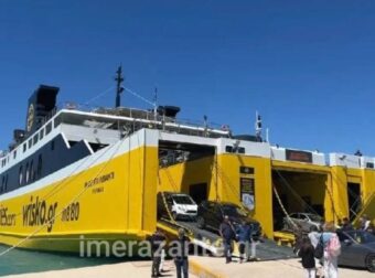 Αναστάτωση στη Ζάκυνθο: Πλοίο με 679 επιβάτες προσέκρουσε στο λιμάνι κατά την πρόσδεση (vid)