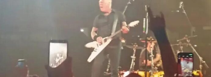 Ντελίριο με τους Metallica στο ΟΑΚΑ: Έπαιξαν το συρτάκι του Ζορμπά και Τρύπες