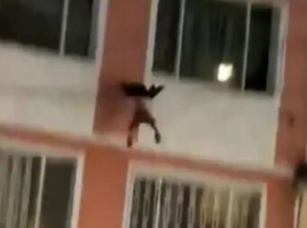 Στιγμές τρόμου: Αγοράκι 2 ετών πέφτει από το μπαλκόνι 4ου ορόφου
