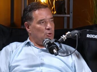 Άδωνις: «Αν είσαι δυστυχισμένος στην Ελλάδα πρέπει να σου κάνει μήνυση η ανθρωπότητα»