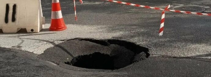 Παραλύει η Αθήνα – μεγάλη καταστροφή τώρα κατέρρευσε το οδόστρωμα