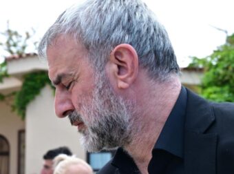 Νέα σπαρακτική ανάρτηση του Δέλλα για τη Μαστροκώστα: «Σήμερα πριν 16 χρόνια μας ένωσε ο Θεός…»