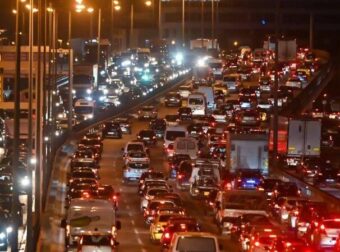 Συναγερμός στην Αττική: Παραλύει η κυκλοφορία μετά από σφοδρό τροχαίο – Μεγάλη αναστάτωση