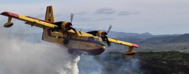 ΕΚΤΑΚΤΟ: Μεγάλη φωτιά τώρα στη χώρα μας – Στη μάχη εναέρια μέσα
