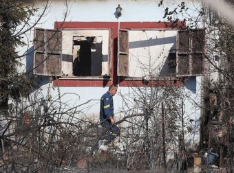 Φρίκη με την τραγωδία στο Ωραιόκαστρο: Δεν μπορεί να αναγνωριστεί ο 12χρονος, έχει διαμελιστεί και λείπουν ζωτικά του όργανα από την πυρκαγιά