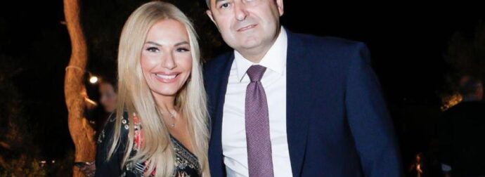 Γιώργος Μυλωνάκης: Η πρώτη βραδινή έξοδος μετά τη σοβαρή περιπέτεια υγείας – Στο πλευρό του η Τίνα Μεσσαροπούλου