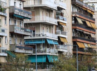 «Σήμα κινδύνου» για την αγορά ακινήτων: Τι «μαγειρεύει» η κυβέρνηση στη ΔΕΘ!