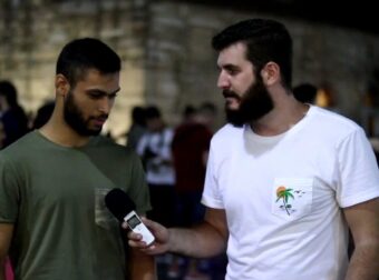 Youtuber ρωτάει ποιο νησί είναι μεγαλύτερο, η Λέσβος ή η Μυτιλήνη και οι απαντήσεις που παίρνει είναι απογοητευτικές