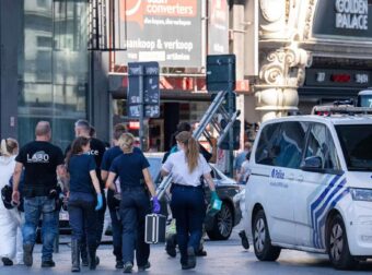 Τραγωδία στις Βρυξέλλες: Τουλάχιστον έξι νεκροί από μεγάλη πυρκαγιά σε υπό ανακαίνιση κτίριο – Φόβοι για περισσότερα θύματα