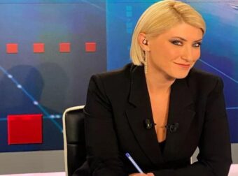 Η μεγάλη ανακοίνωση: Με αυτό το κανάλι υπέγραψε η Σία Κοσιώνη – Η εκπομπή που αναλαμβάνει