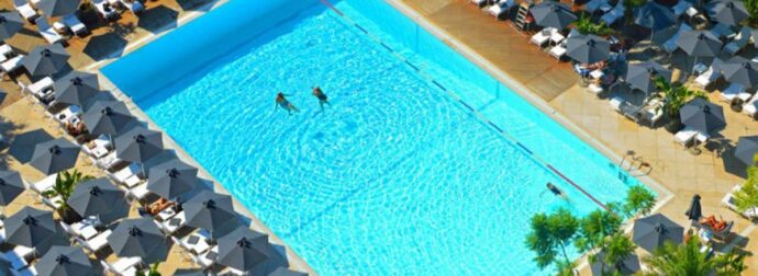 Οι καλύτερες πισίνες της Αθήνας! Πόσο κοστίζει μια βουτιά;