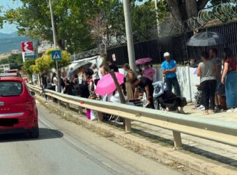 Ουρές και ξενύχτι στην Κοζάνη για την έκδοση διαβατηρίων πριν από τις αλλαγές στις παλαιές ταυτότητες