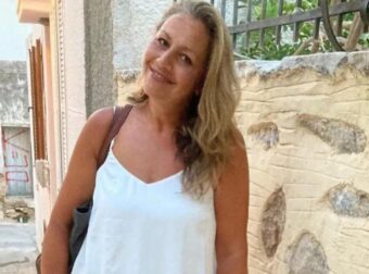 Τσίμπημα από τσιμπούρι άλλαξε τη ζωή 51χρονης – Έμεινε 42 ημέρες σε κώμα μετά τις διακοπές στη Σύρο