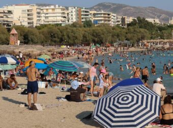 Καιρός σήμερα 24/8: Στο αποκορύφωμα ο καύσωνας με θερμοκρασίες έως 42°C – Η πρόγνωση Ρήγου και Τυράσκη