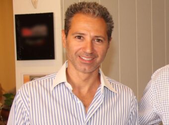 Πέθανε ο Δημήτρης Κόκοτας σε ηλικία 57 ετών – Έφυγε από τη ζωή μετά από δύο χρόνια νοσηλείας
