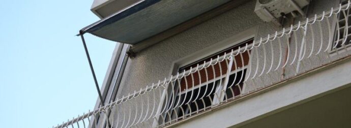 ΦΡΙΚΗ ΣΤΗΝ ΚΥΨΕΛΗ: ΤΟ ΦΡΙΚΙΑΣΤΙΚΟ ΠΑΙΧΝΙΔΙ ΠΟΥ ΒΡΕΘΗΚΕ ΣΤΟ ΣΠΙΤΙ ΤΟΥ ΝΕΚΡΟΥ ΒΡΕΦΟΥΣ