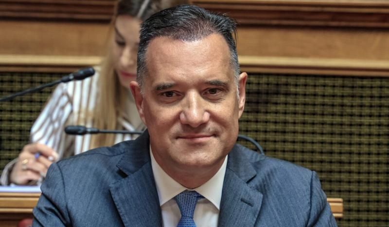 Άδωνις σε δημοσιογράφο: «Μήπως έχετε πάρει κάνα μπάφο πριν βγείτε στην εκπομπή;»