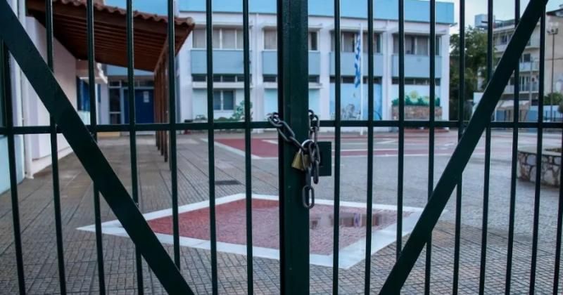 Έκτακτο: Ανακοινώθηκε απεργία στα σχολεία – Τι θα γίνει με τα φροντιστήρια