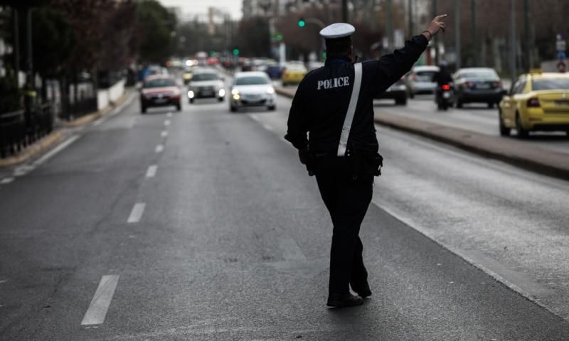 ΕΚΤΑΚΤΟ: ΑΠΑΓΟΡΕΥΣΗ ΚΥΚΛΟΦΟΡΙΑΣ ΣΗΜΕΡΑ ΣΤΟ ΚΕΝΤΡΟ ΤΗΣ ΑΘΗΝΑΣ – ΠΟΙΟΙ ΔΡΟΜΟΙ ΚΛΕΙΝΟΥΝ ΚΑΙ ΔΕΝ ΘΑ ΜΠΟΡΕΙ ΝΑ ΠΕΡΑΣΕΙ ΚΑΝΕΙΣ ΤΟ ΣΑΒΒΑΤΟΚΥΡΙΑΚΟ