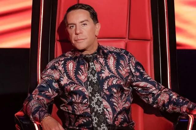 The Voice: Το πρόσωπο που «λύγισε» στα παρασκήνια του αφιερώματος για Μαζωνάκη – Το βίντεο που «ραγίζει καρδιές»